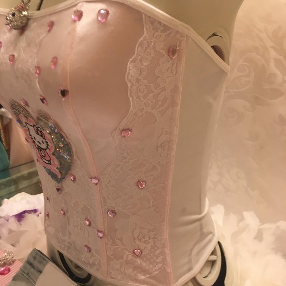 ADORABLE custom hello kitty cropped  corset with crystal accents!sold - Picture 5 of 13